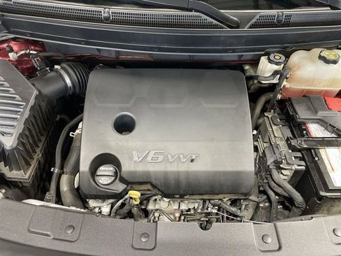 Used 2018 Buick Enclave Essence image 28