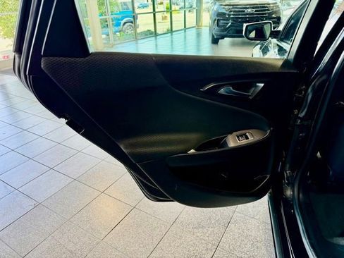 Used 2021 Chevrolet Malibu RS FWD image 21