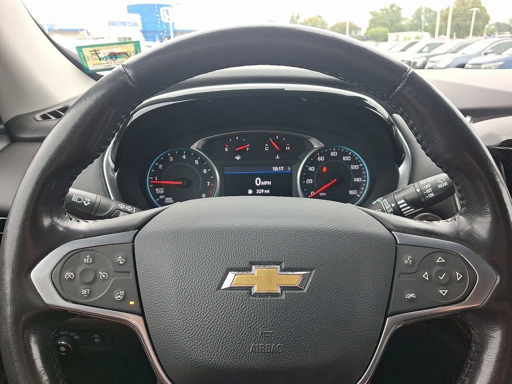 Certified 2021 Chevrolet Traverse LT FWD image 19