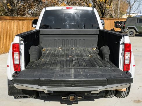 Used 2020 Ford F350 Lariat w/ Lariat Value Package image 44