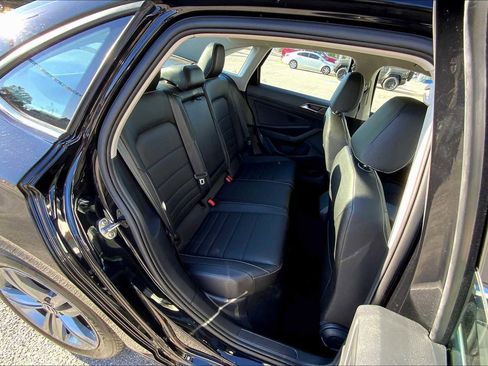 Used 2024 Volkswagen Jetta SE image 18