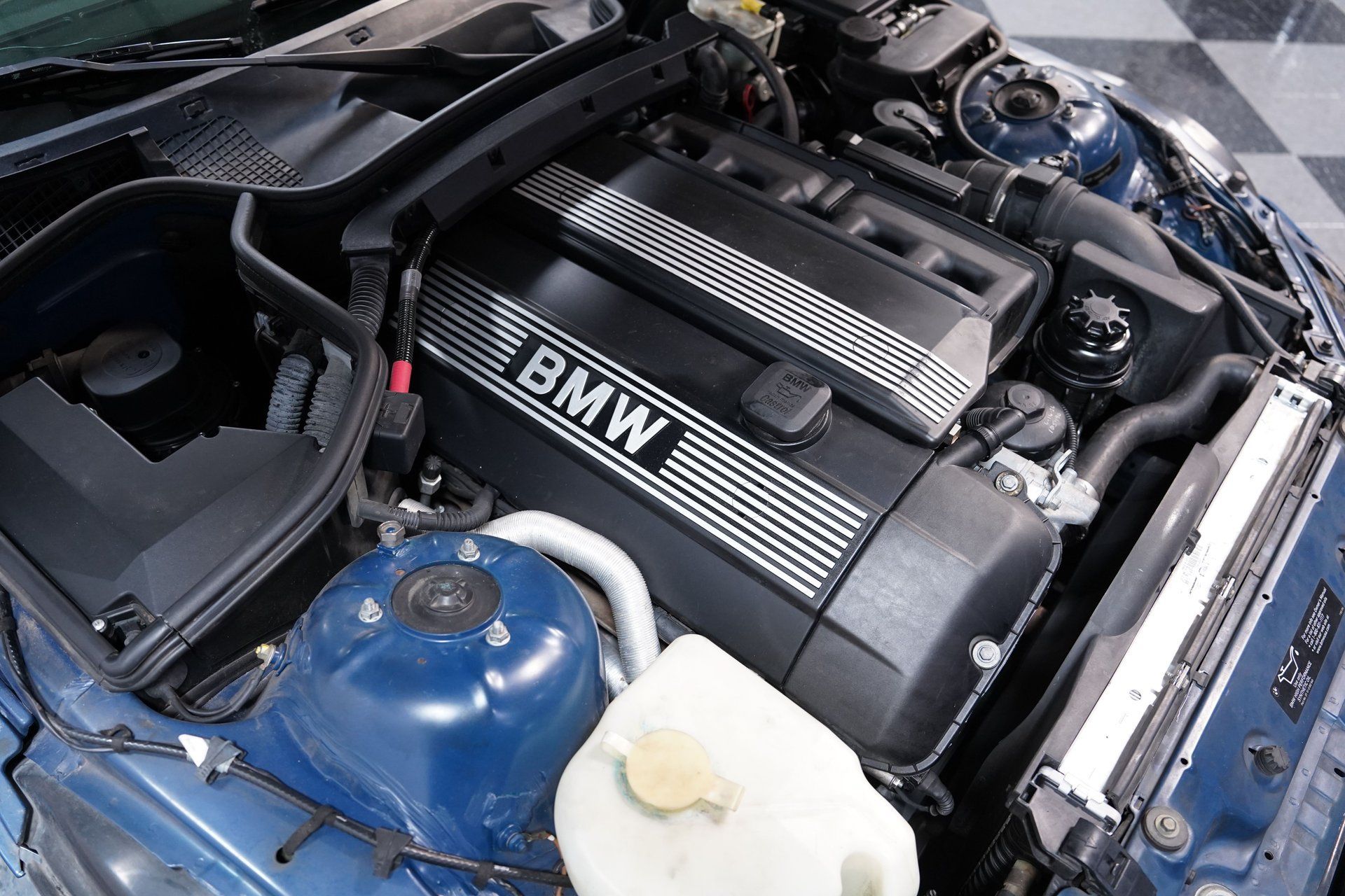 Used 2001 BMW Z3 3.0i RWD image 26