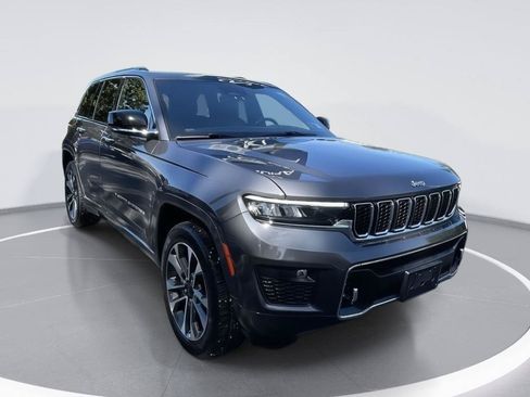 Used 2022 Jeep Grand Cherokee Overland AWD/4WD image 1