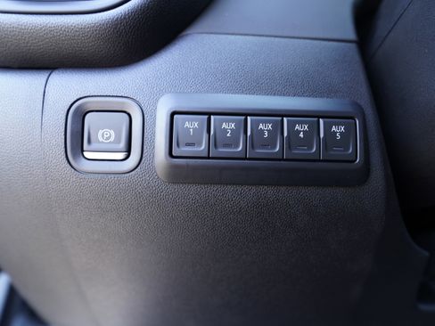 New 2025 Chevrolet Silverado 2500 W/T w/ WT Convenience Package image 29