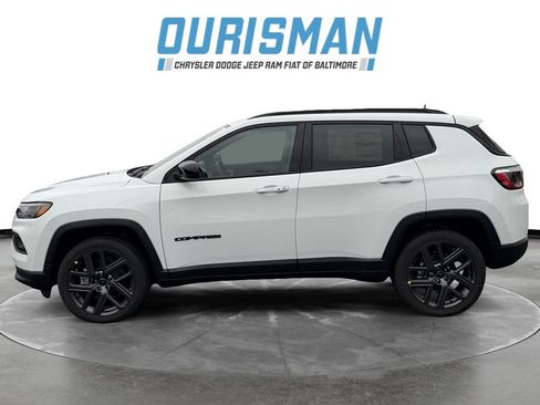 New 2026 Jeep Compass Latitude image 3