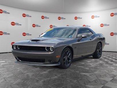 Used 2022 Dodge Challenger R/T w/ Blacktop Package