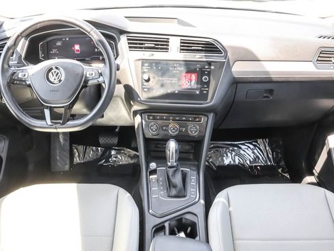Used 2019 Volkswagen Tiguan SE FWD image 29