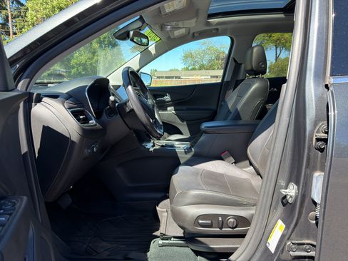 Used 2020 Chevrolet Equinox Premier AWD/4WD image 26