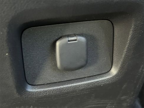 Used 2024 Toyota Grand Highlander XLE image 24