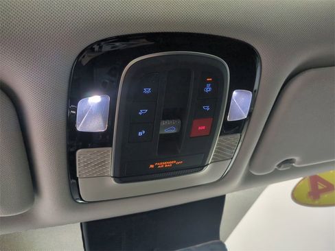 Used 2024 Hyundai Palisade SEL w/ Premium Package image 26