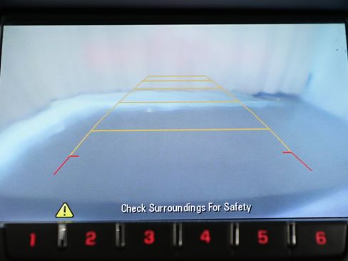 Used 2015 GMC Terrain SLT image 6