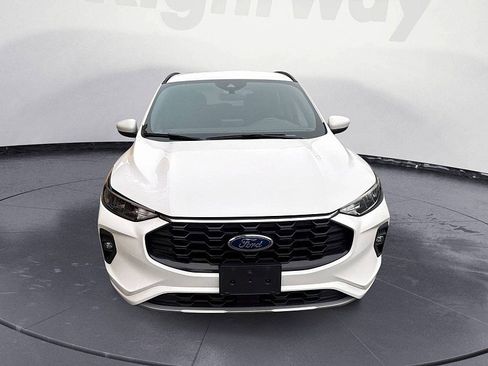 Used 2023 Ford Escape ST-Line Select image 8