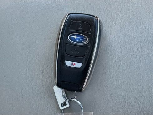 Used 2020 Subaru Ascent Limited w/ Technology Package AWD/4WD image 34