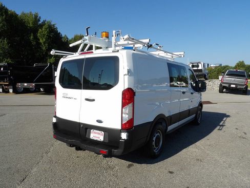 Used 2019 Ford Transit 150 130 Low Roof RWD image 7
