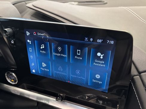 Used 2024 Chevrolet Corvette Stingray Convertible w/ Z51 Performance Package image 22