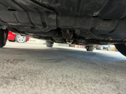 Used 2011 Toyota Camry LE image 55