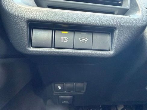 Used 2025 Toyota Prius LE FWD image 24