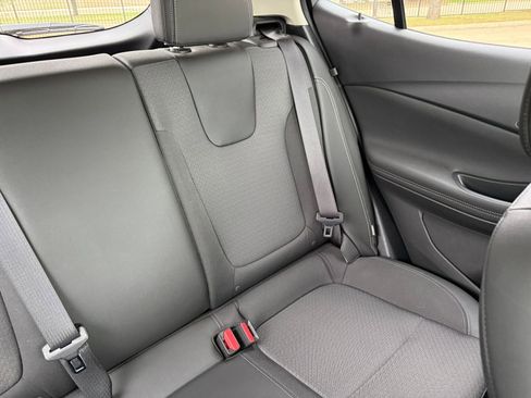 Used 2025 Buick Encore GX Preferred FWD image 37