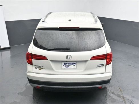 Used 2017 Honda Pilot Touring image 28
