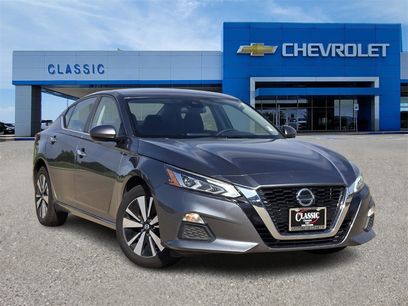 Used 2022 Nissan Altima 2.5 SV