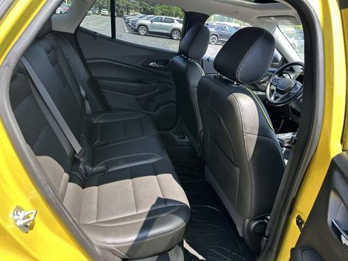 Certified 2024 Chevrolet Trax ACTIV w/ Sunroof Package FWD image 25