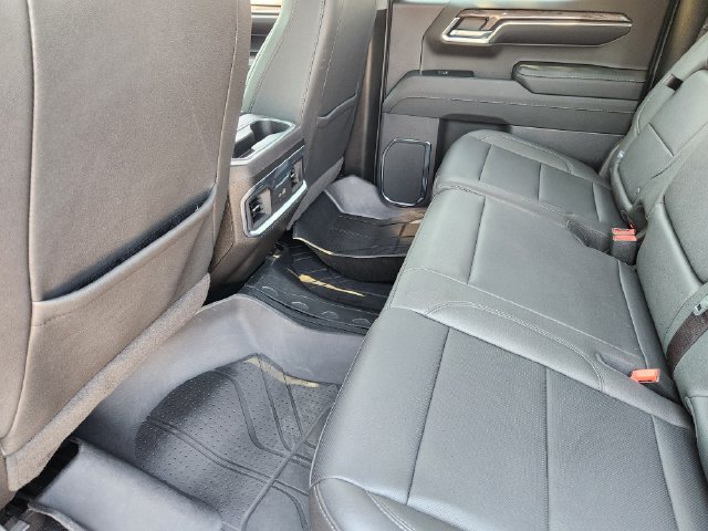 Used 2024 Chevrolet Silverado 1500 LTZ AWD/4WD image 30