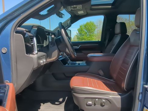 Used 2024 GMC Sierra 2500 Denali Ultimate w/ Max Trailering Package AWD/4WD image 20