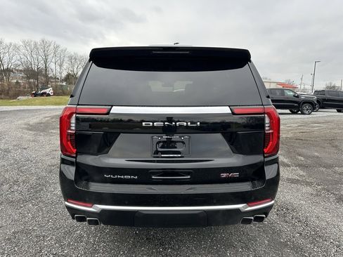 Used 2025 GMC Yukon XL Denali w/ Sun & Power Step Package image 7