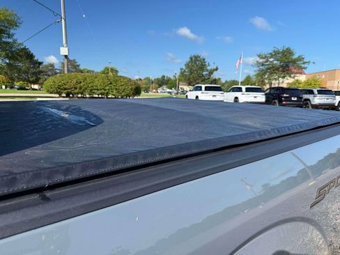 Used 2019 Ford F150 XLT w/ Equipment Group 302A Luxury AWD/4WD image 9