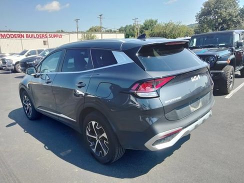 Used 2023 Kia Sportage EX AWD/4WD image 8