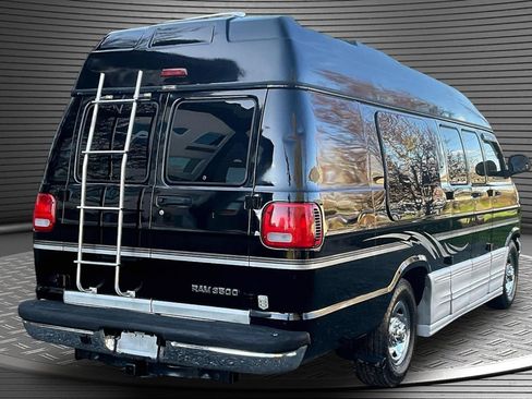 Used 2001 Dodge B3500 image 6