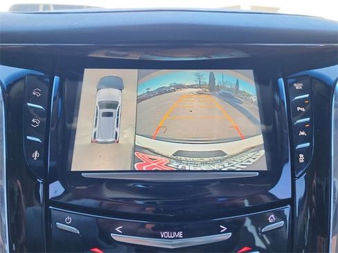 Used 2016 Cadillac Escalade Luxury image 25