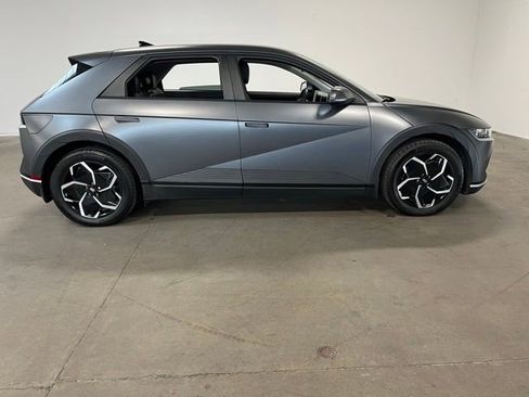 Used 2023 Hyundai Ioniq 5 SEL AWD/4WD image 2