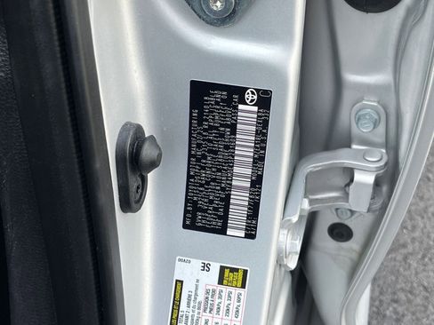 Used 2025 Toyota Corolla LE image 24