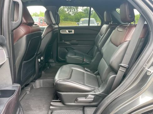 Used 2020 Ford Explorer Platinum AWD/4WD image 29
