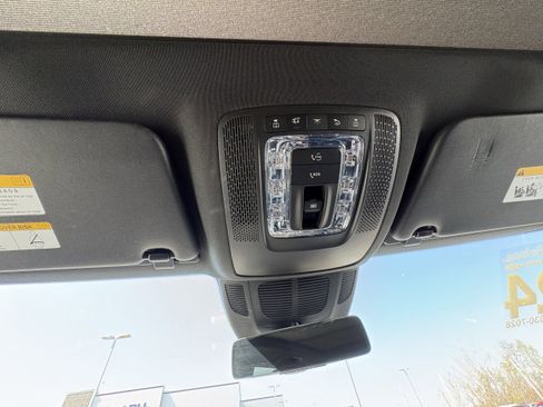 Used 2024 Mercedes-Benz GLE 350 4MATIC image 26