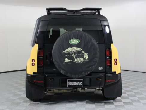 Used 2022 Land Rover Defender 110 X-Dynamic SE image 5