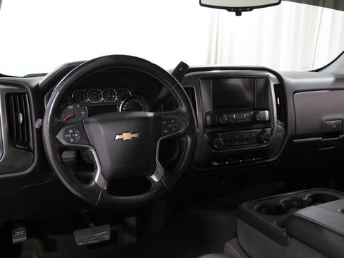 Used 2018 Chevrolet Silverado 1500 LT image 7
