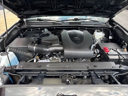 Used 2023 Toyota Tacoma TRD Off-Road image 63