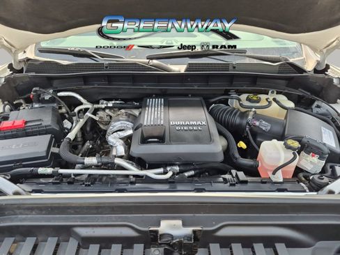 Used 2021 GMC Sierra 1500 SLT AWD/4WD image 6