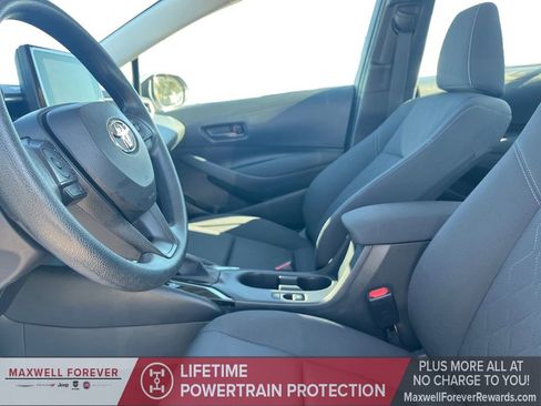 Used 2023 Toyota Corolla LE image 19