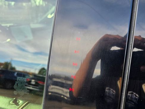 Used 2022 Ford Expedition Max Limited image 18