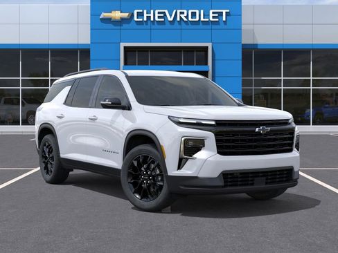 New 2026 Chevrolet Traverse LT w/ Midnight/Sport Edition AWD/4WD image 7