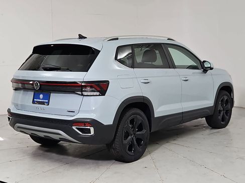 New 2026 Volkswagen Taos SEL AWD/4WD image 6