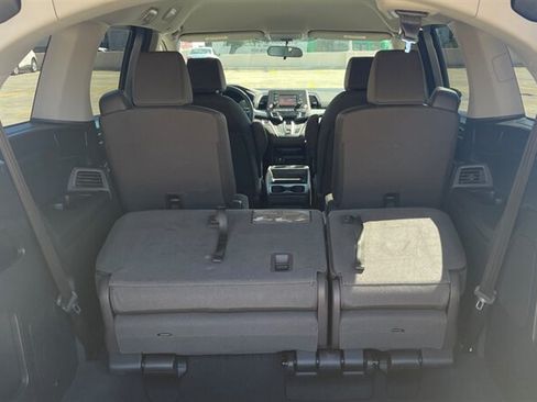Used 2019 Honda Odyssey LX image 25