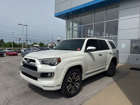 Used 2014 Toyota 4Runner Limited AWD/4WD image 3