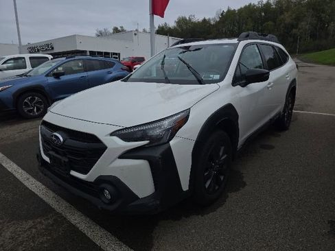 Used 2023 Subaru Outback Onyx Edition AWD/4WD image 10