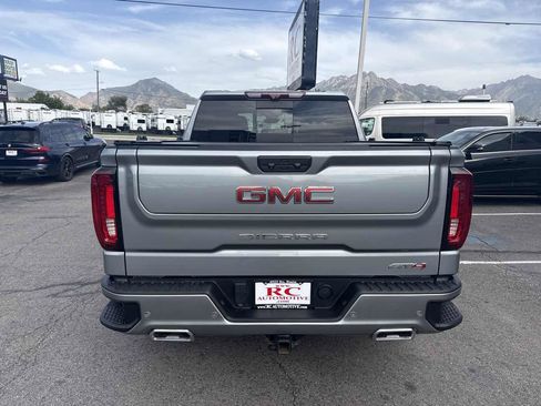 Used 2023 GMC Sierra 1500 AT4 w/ AT4 Premium Package AWD/4WD image 7