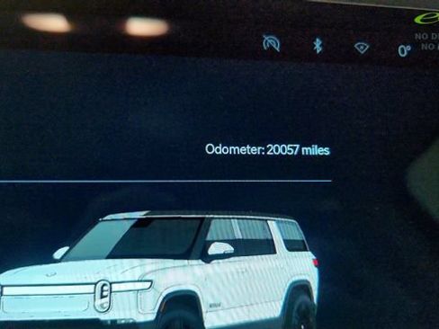 Used 2024 Rivian R1S Adventure Quad AWD/4WD image 57