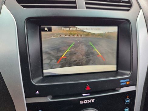 Used 2015 Ford Explorer Sport w/ Equipment Group 401A AWD/4WD image 14